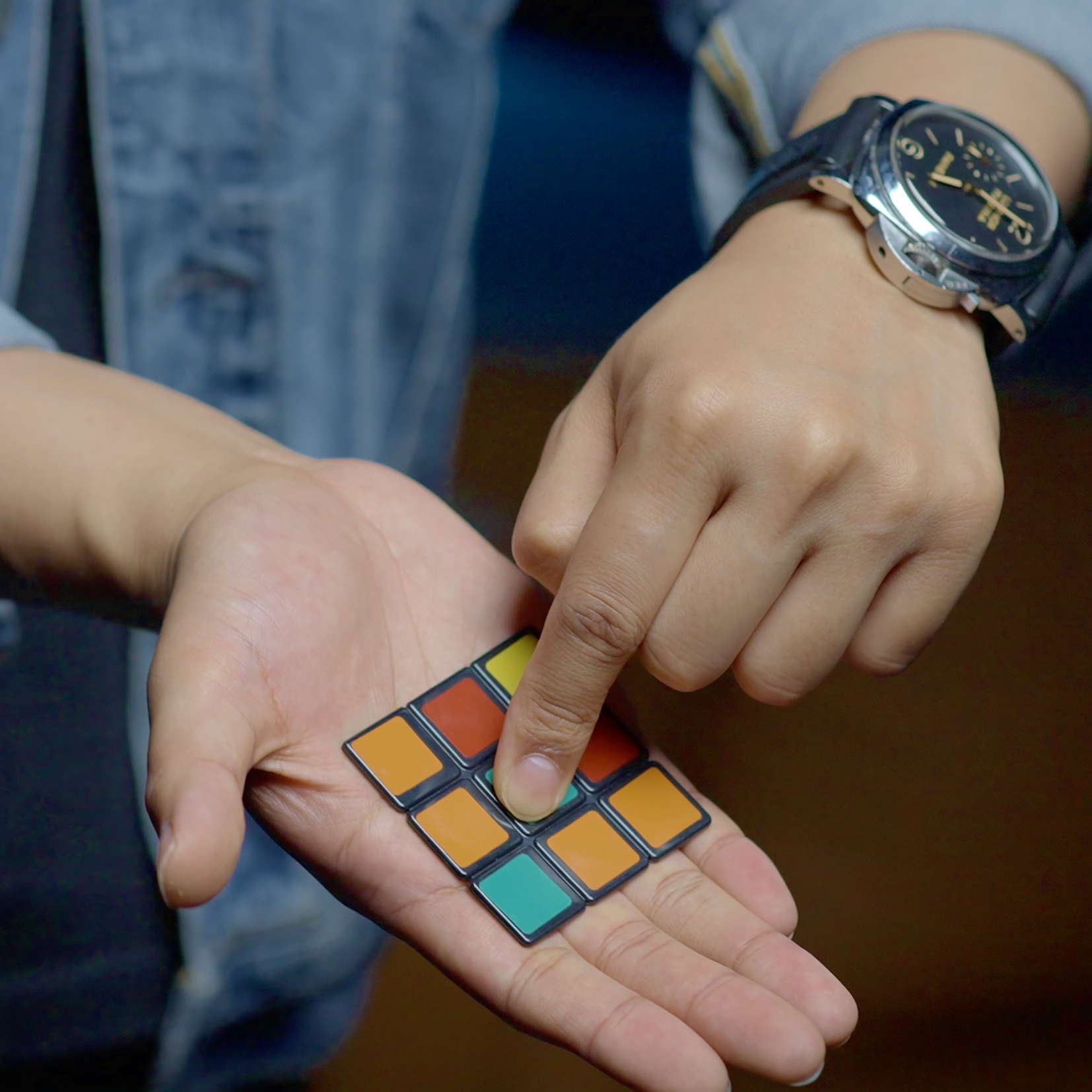 WAFER CUBE BY TAKAMIZ USUI & HENRY HARRIUS